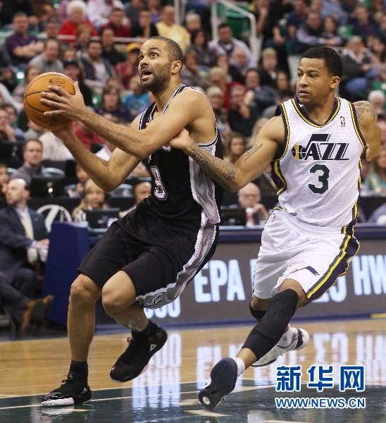 全明星赛赛程吃紧，犹他爵士今晚强势反弹，媒体盛赞，医务组通报恢复的简单介绍